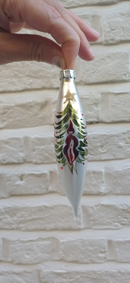 Pussymas tree long bauble