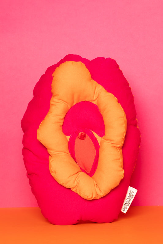 C*NT cushion - Sunny Vulva